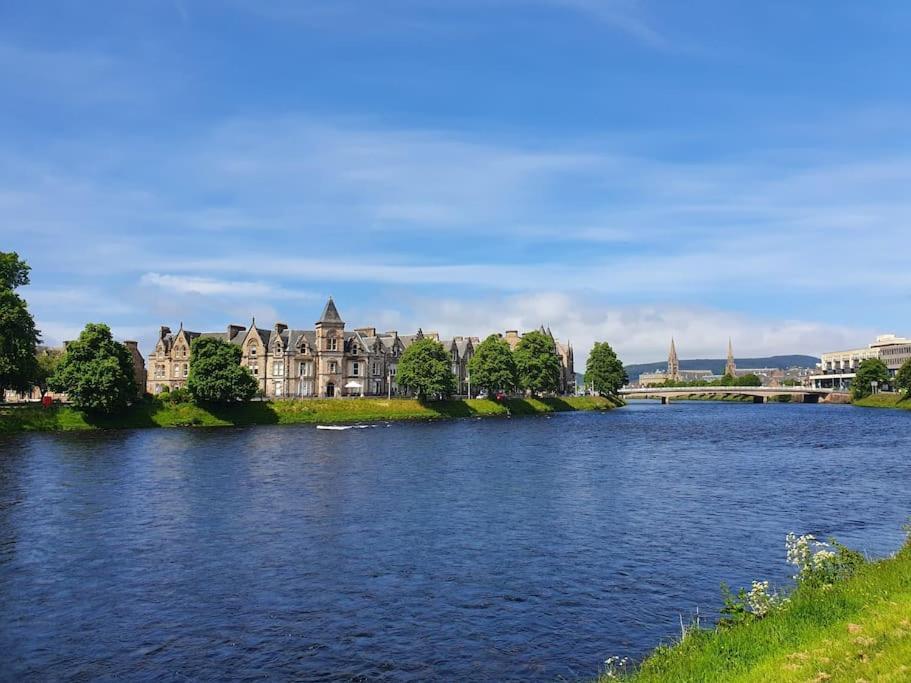 Highland Historical Home In Inverness City Centre Exteriér fotografie